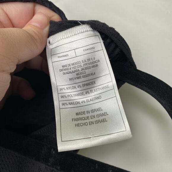 Nike Sphere Black Seamless Compression Training Sleeveless Top Size Small - Picture 3 of 9